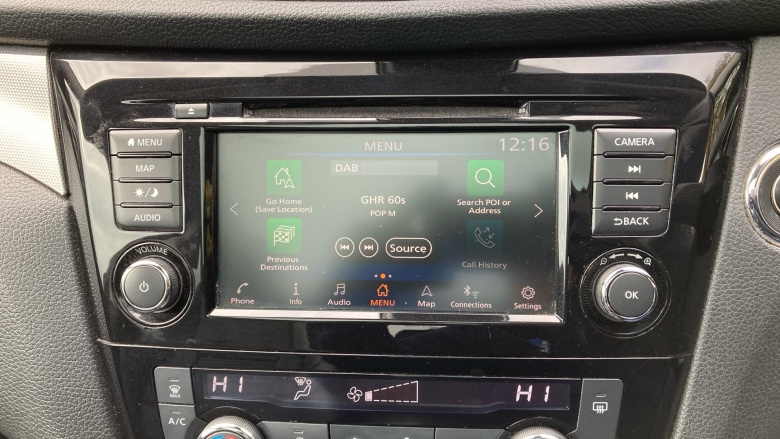 Nissan Qashqai 1.3 DiG-T N-Motion 5dr Petrol Hatchback